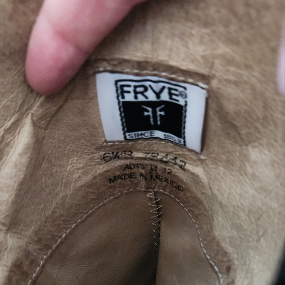 Frye pull on boots - Picture 6 of 6